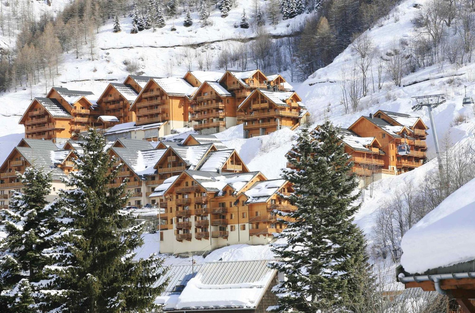 Residence Odalys Le Hameau Et Les Chalets De La Vallee D'Or Valloire Exterior photo