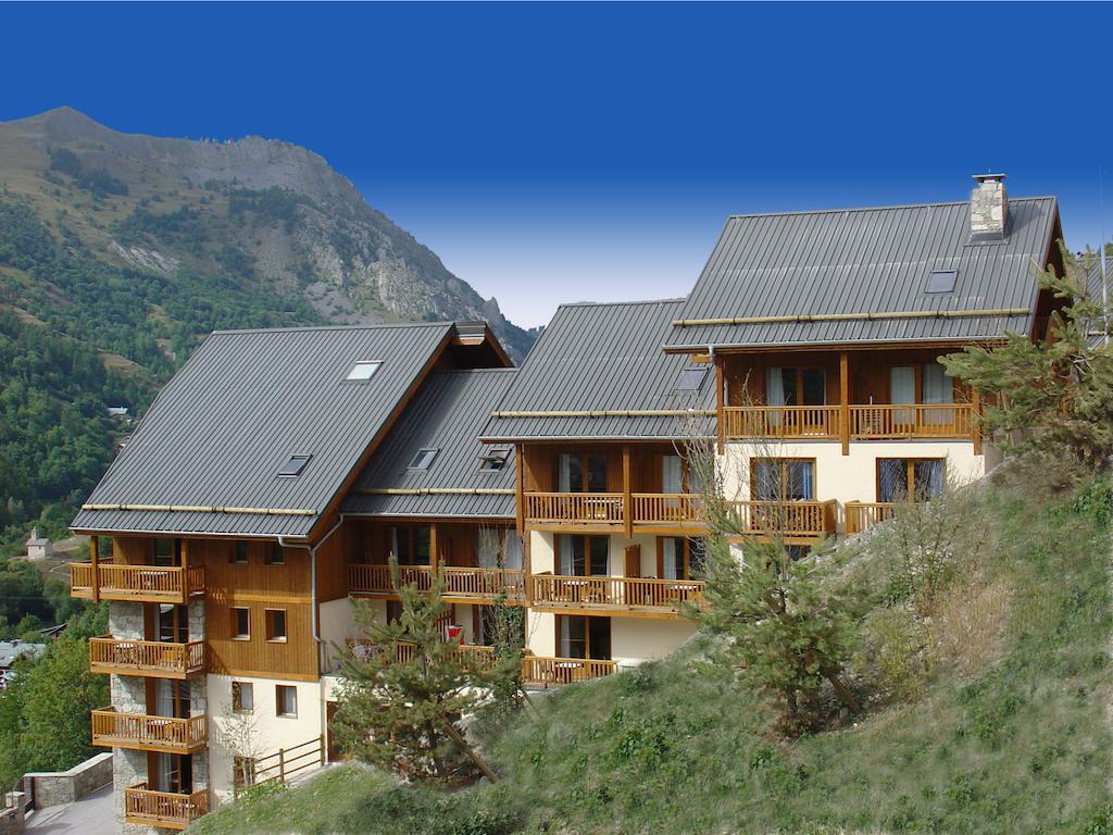 Residence Odalys Le Hameau Et Les Chalets De La Vallee D'Or Valloire Exterior photo